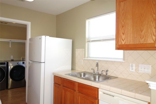 6308 Perlita DR, Austin, TX 78724