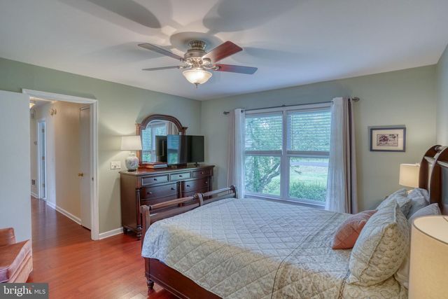 40 E HUNTINGTON CIR, Dover, DE 19904