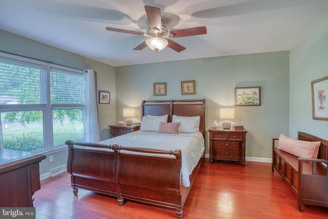 40 E HUNTINGTON CIR, Dover, DE 19904