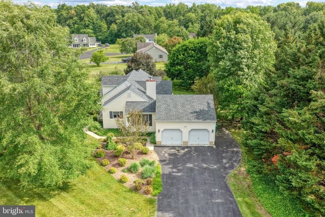 40 E HUNTINGTON CIR, Dover, DE 19904