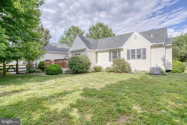 40 E HUNTINGTON CIR, Dover, DE 19904