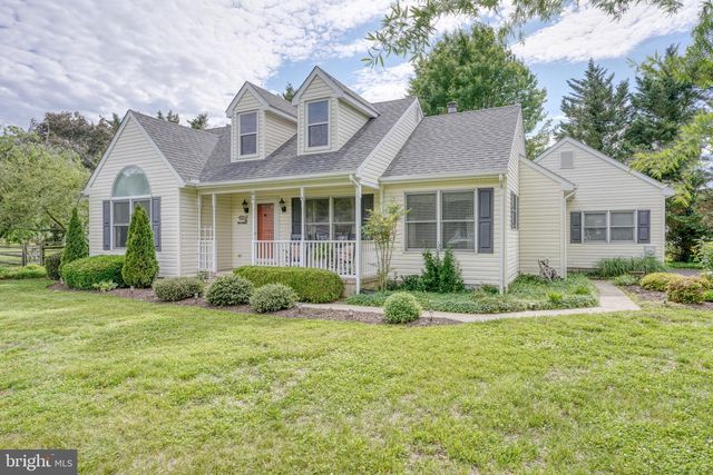 40 E HUNTINGTON CIR, Dover, DE 19904