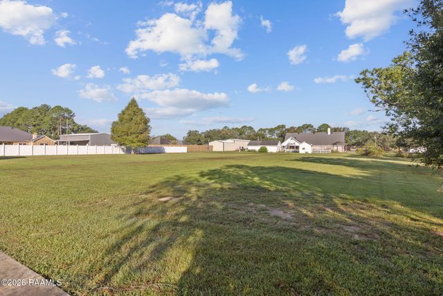 2003 Hamilton Street, New Iberia, LA 70563