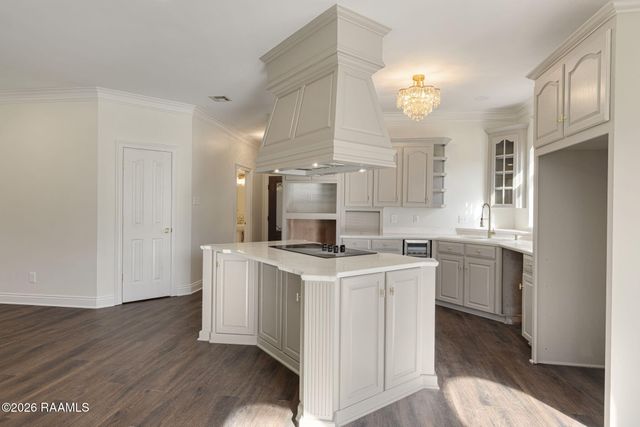 2003 Hamilton Street, New Iberia, LA 70563