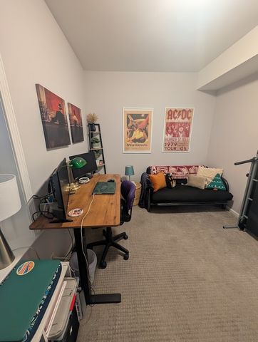 2344 W Barry Avenue 1, Chicago, IL 60618