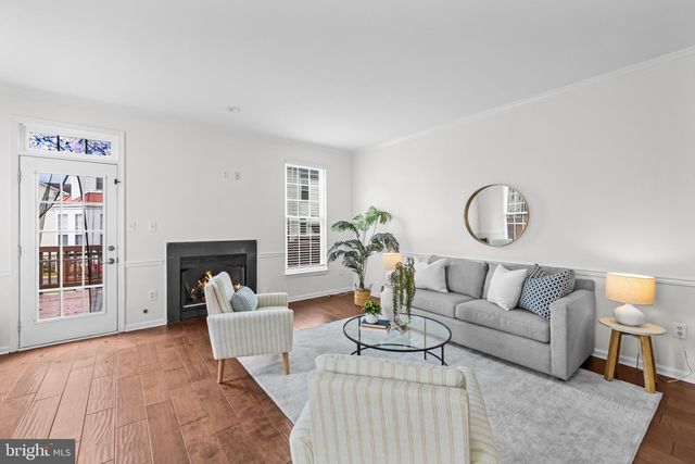 6954 BANCHORY CT, Alexandria, VA 22315