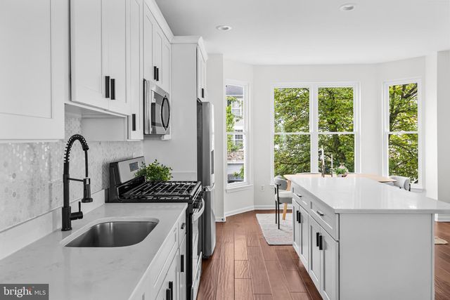 6954 BANCHORY CT, Alexandria, VA 22315