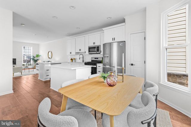 6954 BANCHORY CT, Alexandria, VA 22315