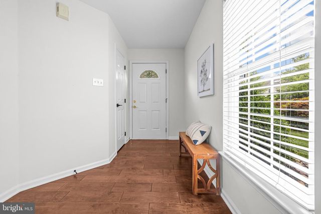 6954 BANCHORY CT, Alexandria, VA 22315