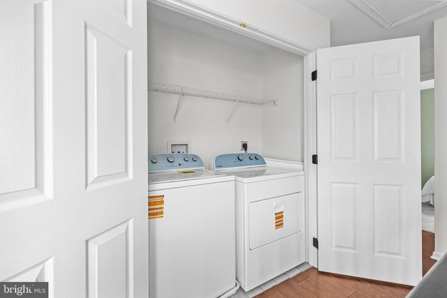 6954 BANCHORY CT, Alexandria, VA 22315