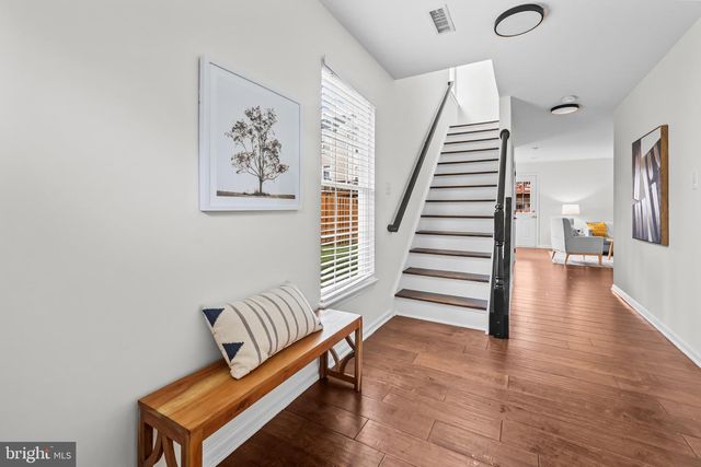 6954 BANCHORY CT, Alexandria, VA 22315