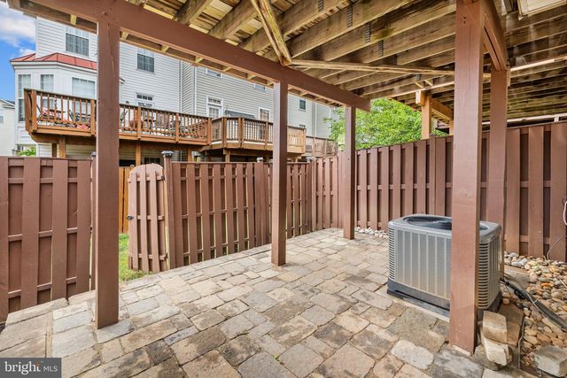 6954 BANCHORY CT, Alexandria, VA 22315