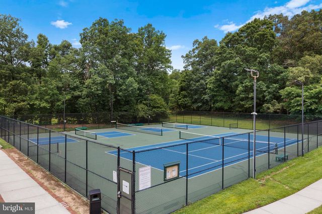 6954 BANCHORY CT, Alexandria, VA 22315