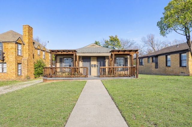 406 N Montreal Avenue, Dallas, TX 75208