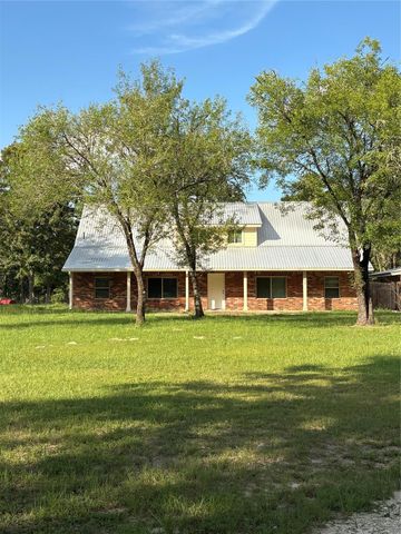 8049 Forest Hills Drive, Montgomery, TX 77316