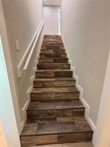 8049 Forest Hills Drive, Montgomery, TX 77316