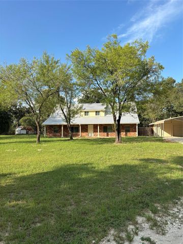8049 Forest Hills Drive, Montgomery, TX 77316