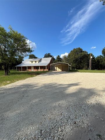 8049 Forest Hills Drive, Montgomery, TX 77316