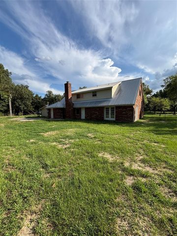 8049 Forest Hills Drive, Montgomery, TX 77316