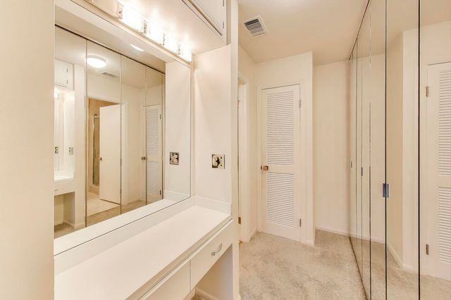 3110 Pheasant Creek Drive 104, Northbrook, IL 60062