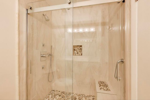 3110 Pheasant Creek Drive 104, Northbrook, IL 60062