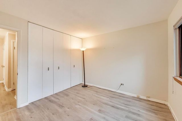 3110 Pheasant Creek Drive 104, Northbrook, IL 60062