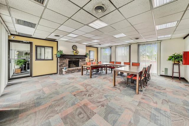 3110 Pheasant Creek Drive 104, Northbrook, IL 60062