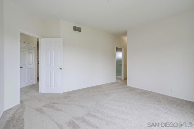 12122 Royal Birkdale Row 403, San Diego, CA 92128