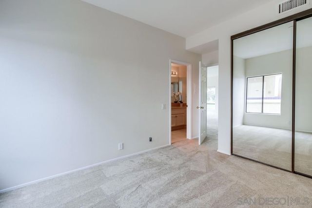 12122 Royal Birkdale Row 403, San Diego, CA 92128