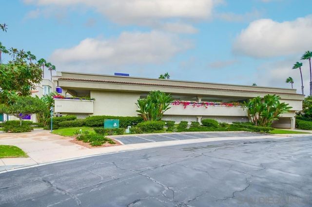 12122 Royal Birkdale Row 403, San Diego, CA 92128