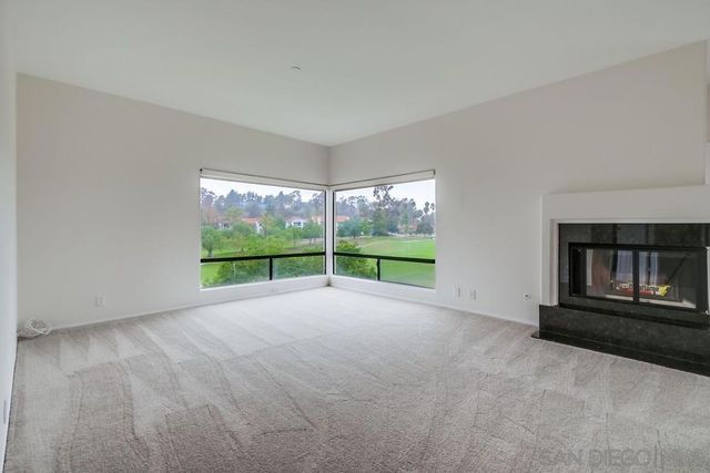 12122 Royal Birkdale Row 403, San Diego, CA 92128