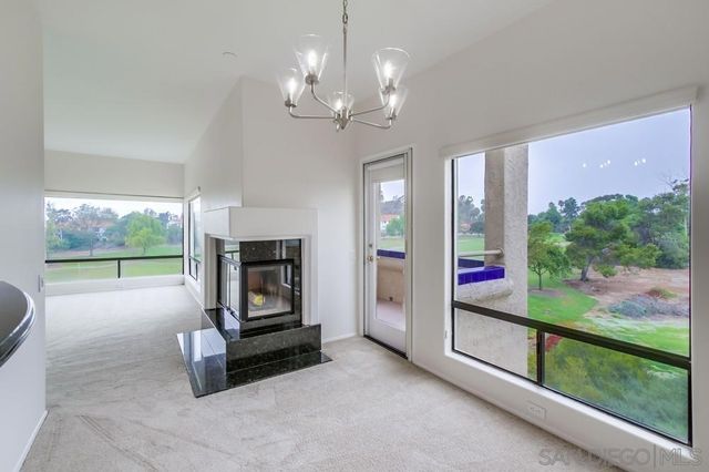 12122 Royal Birkdale Row 403, San Diego, CA 92128