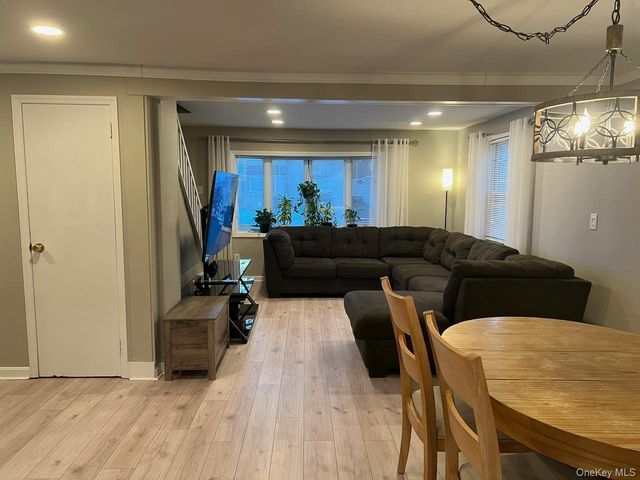 25 Wood Avenue, Patchogue, NY 11772