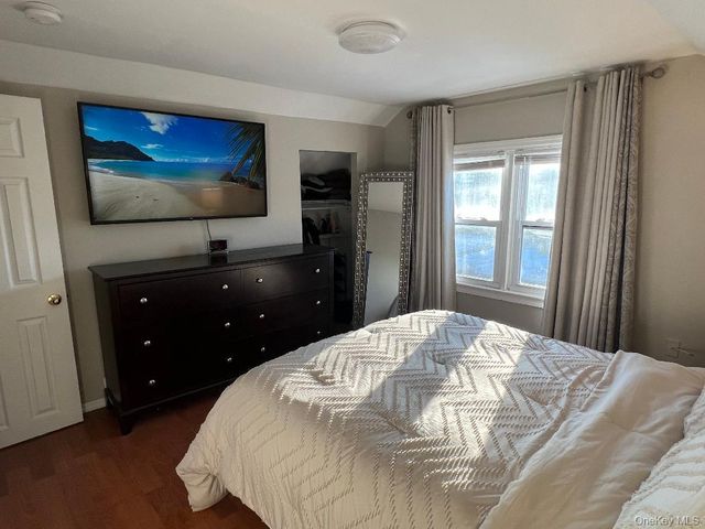 25 Wood Avenue, Patchogue, NY 11772