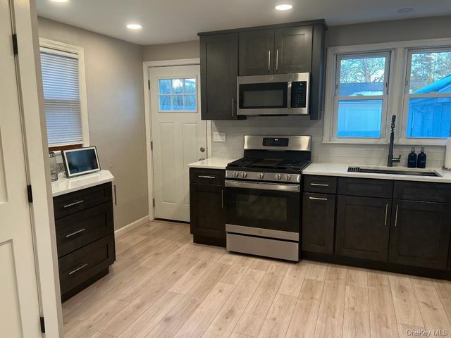 25 Wood Avenue, Patchogue, NY 11772