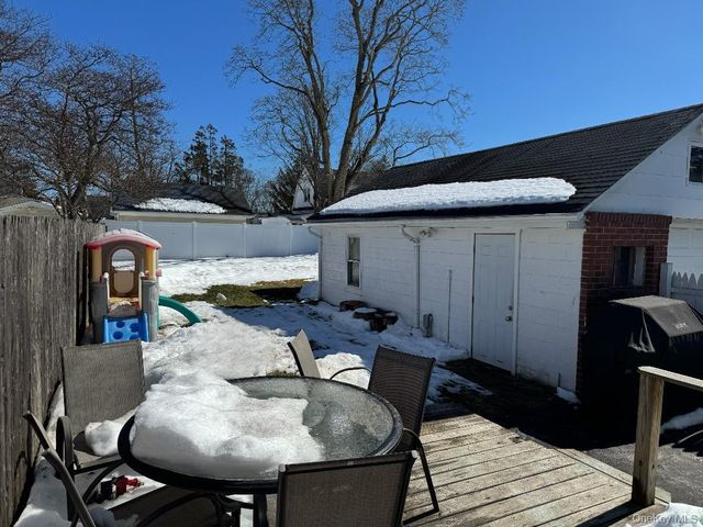 25 Wood Avenue, Patchogue, NY 11772