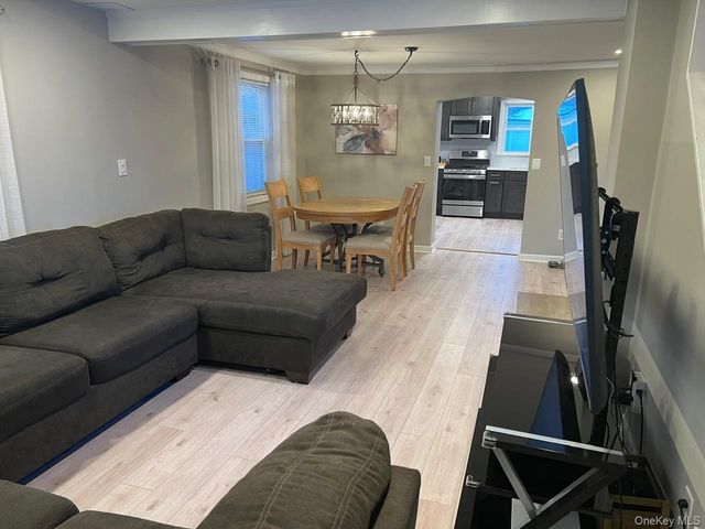 25 Wood Avenue, Patchogue, NY 11772