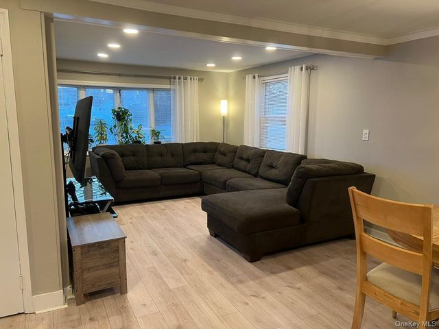 25 Wood Avenue, Patchogue, NY 11772