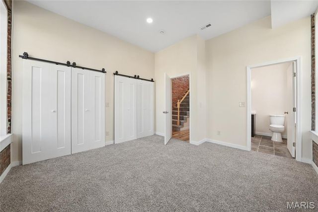 3706 Iowa Avenue, St Louis, MO 63118