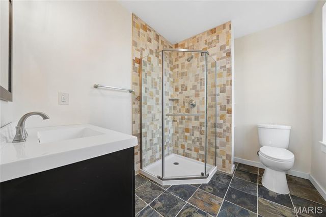 3706 Iowa Avenue, St Louis, MO 63118