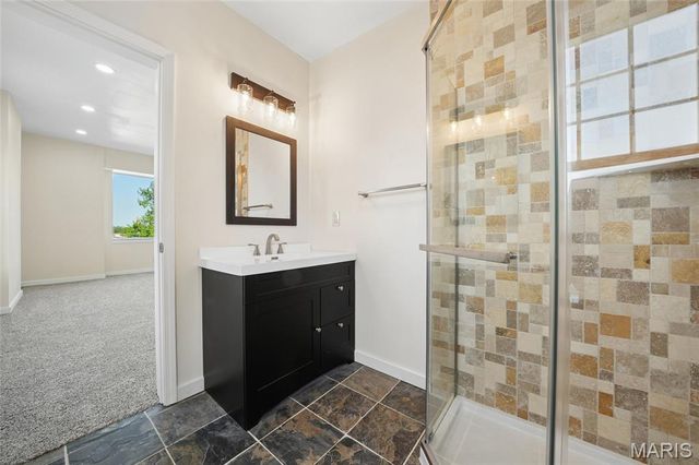 3706 Iowa Avenue, St Louis, MO 63118