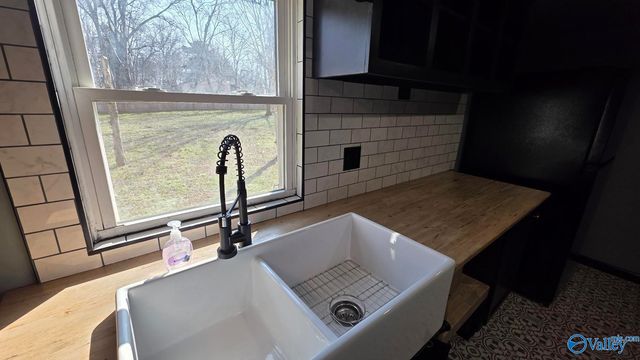 713 W Washington Street, Athens, AL 35611