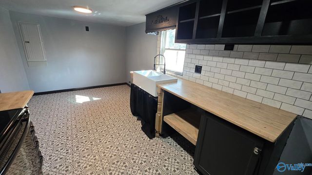 713 W Washington Street, Athens, AL 35611