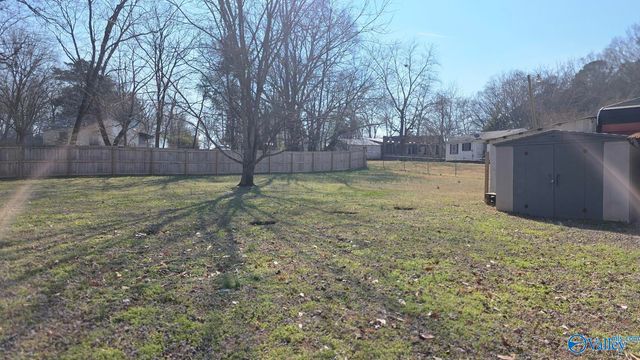 713 W Washington Street, Athens, AL 35611