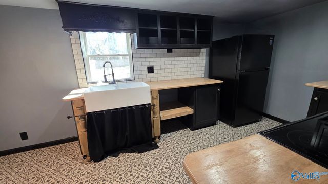 713 W Washington Street, Athens, AL 35611