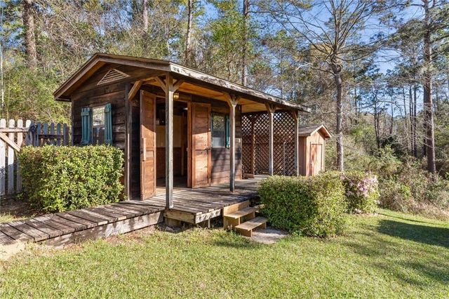 8030 Country Drive, Mobile, AL 36619