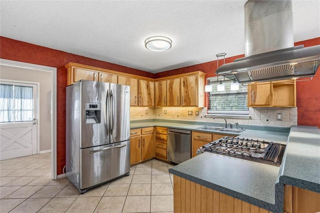 8030 Country Drive, Mobile, AL 36619