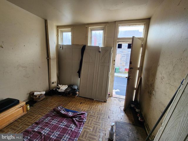 2112 WILHELM ST, Baltimore, MD 21223