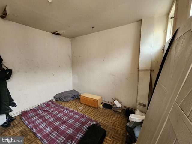 2112 WILHELM ST, Baltimore, MD 21223