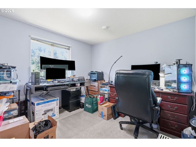 7417 Se SHERRETT St, Portland, OR 97206
